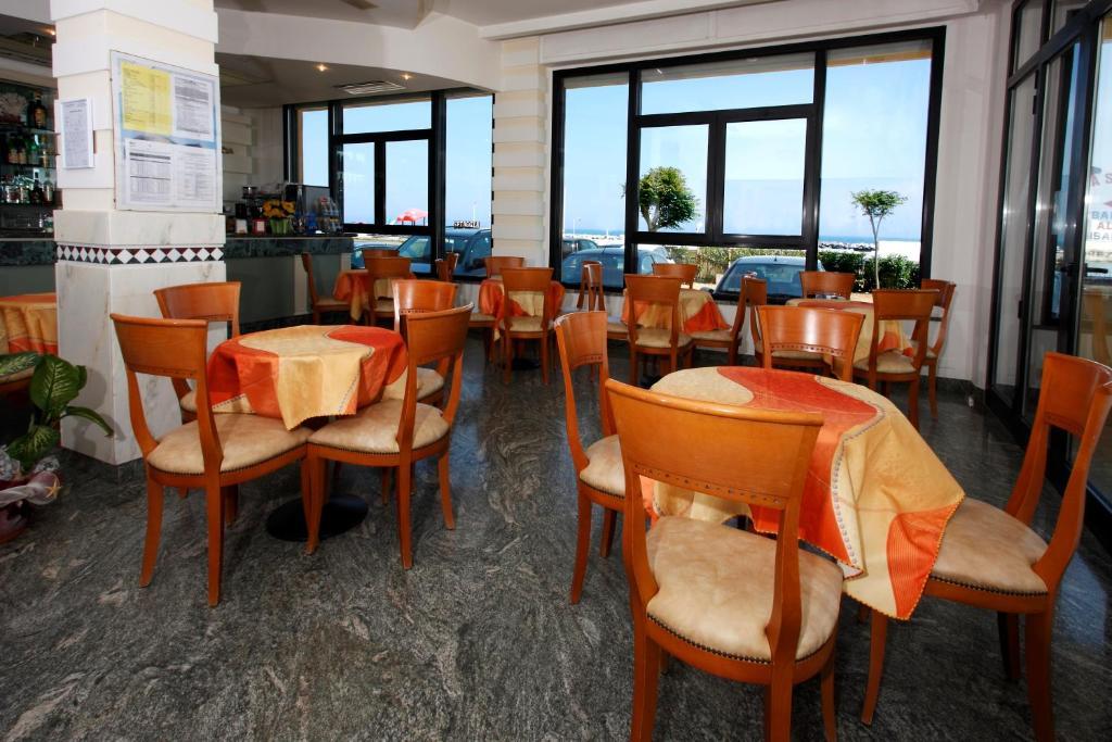 Hotel Baia Rimini Ngoại thất bức ảnh